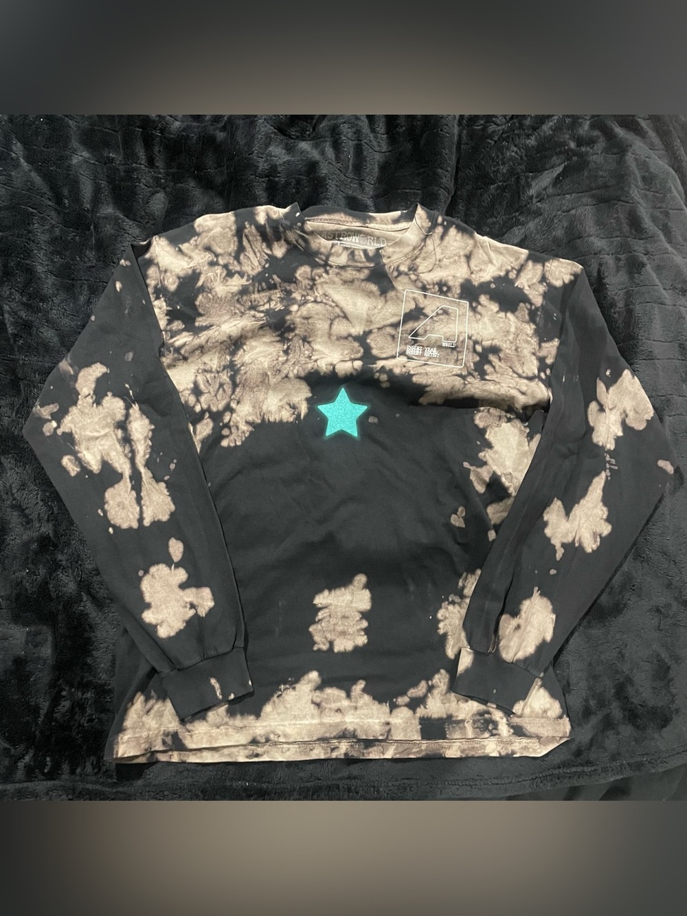 Travis Scott Astroworld Shattered Face longsleeve tie dye tee
